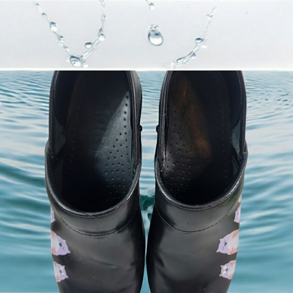 Sanita Woman's size Euro 38  Clogs with Owl in Trees theme. - Picture 5 of 7